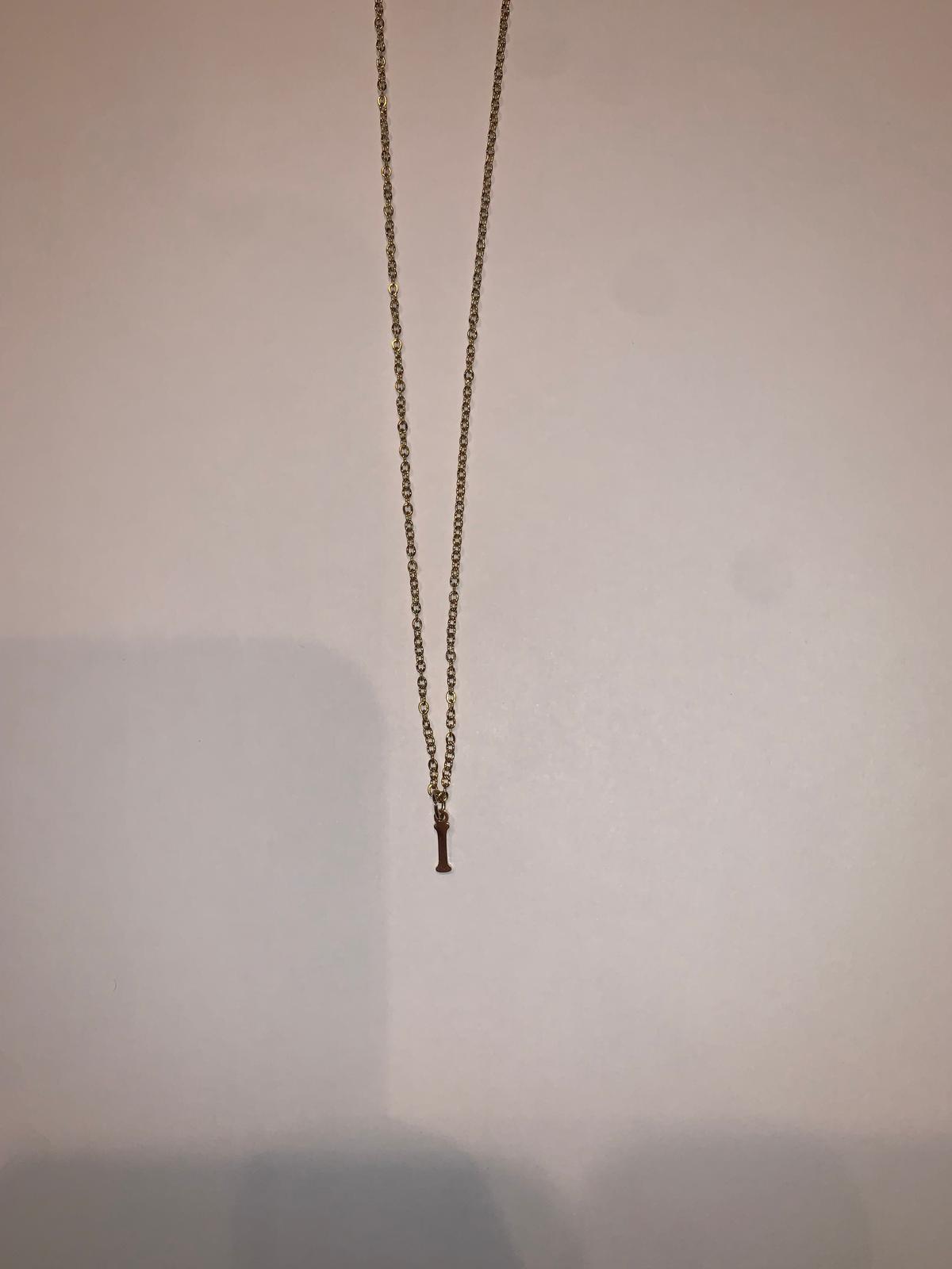 Collar De Letras Sin Brillo