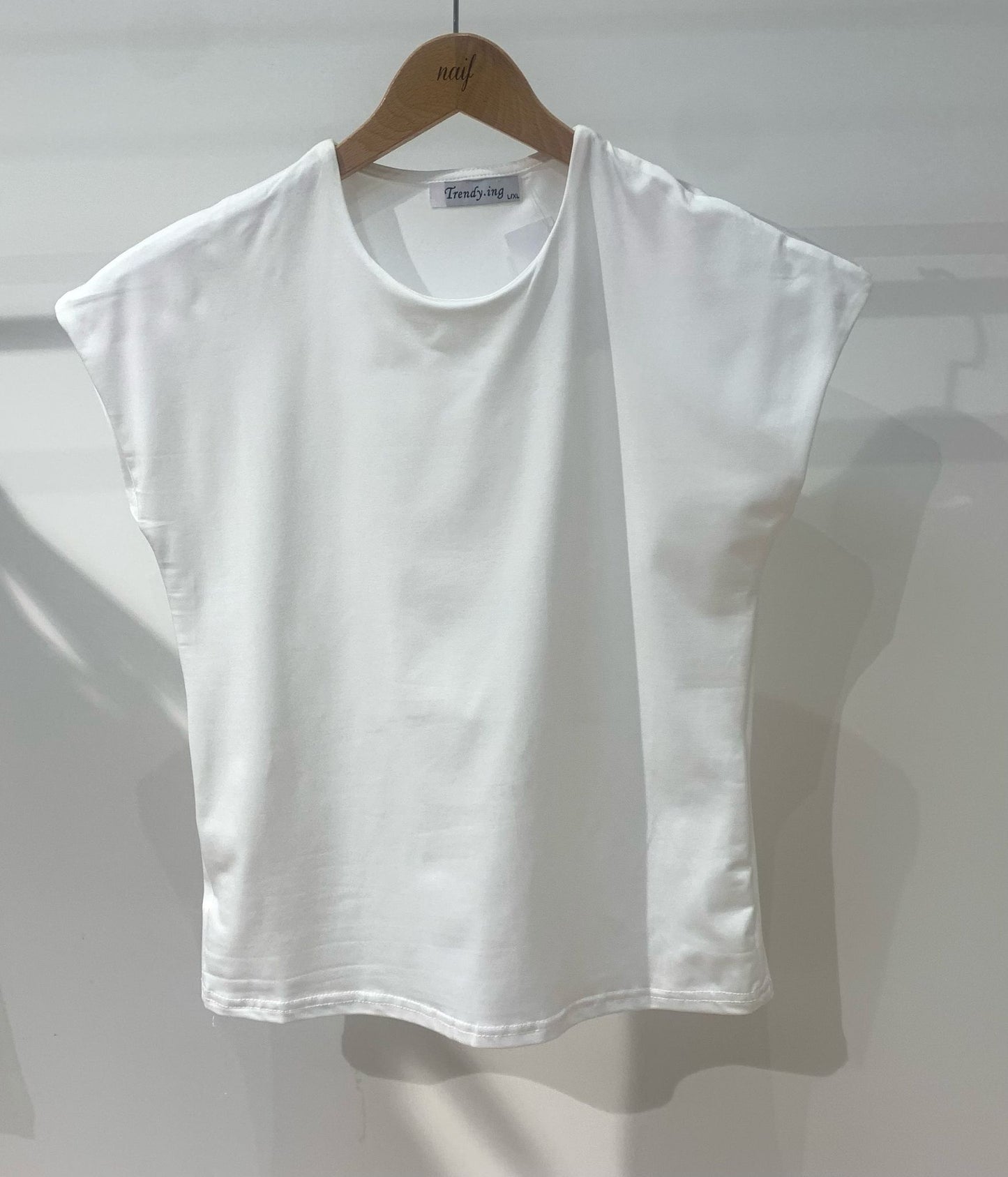 Camiseta basica sin mangas
