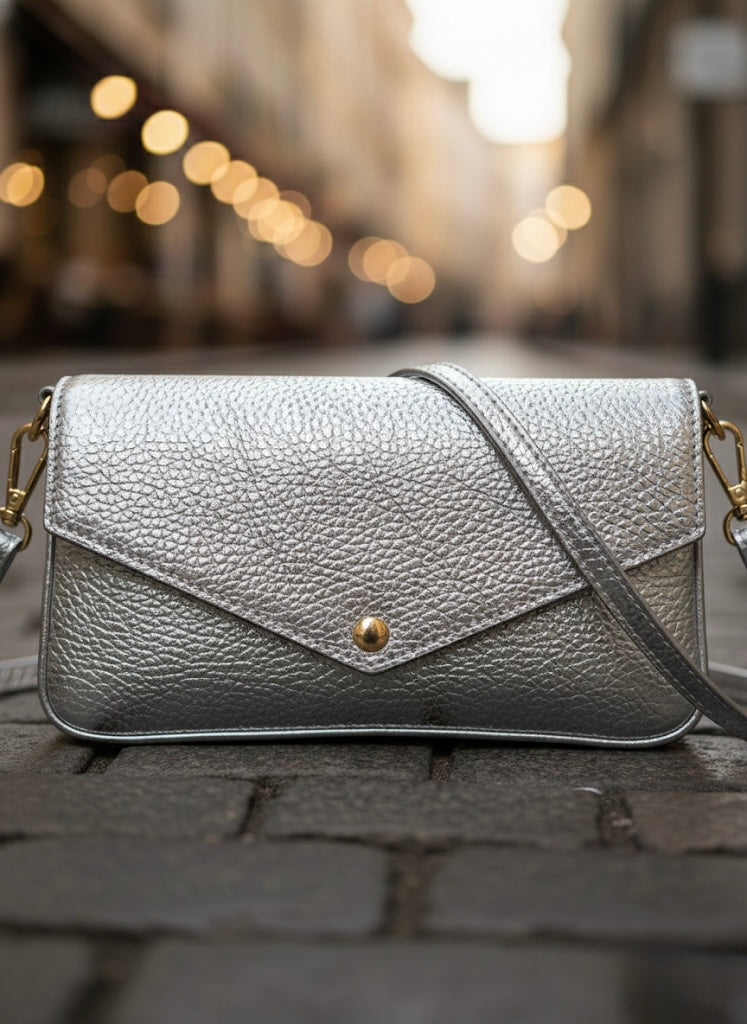 Bolso de Piel sobre - Elegancia Urbana y Sofisticada