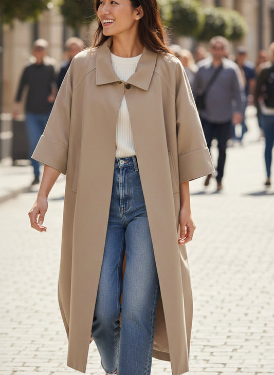 Gabardina Estilo Capa Oversize – Beige Arena – Diseño de Manga Abierta