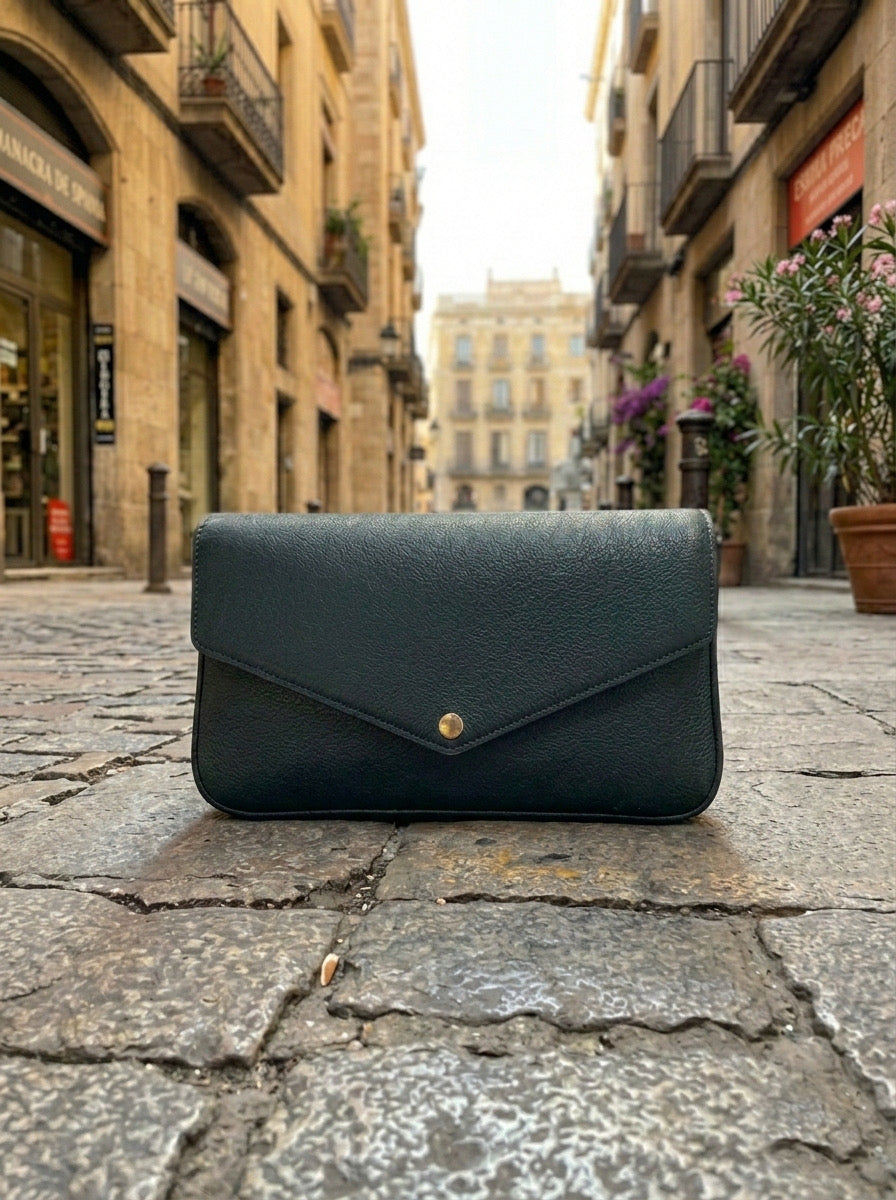 Bolso de Piel sobre - Elegancia Urbana y Sofisticada