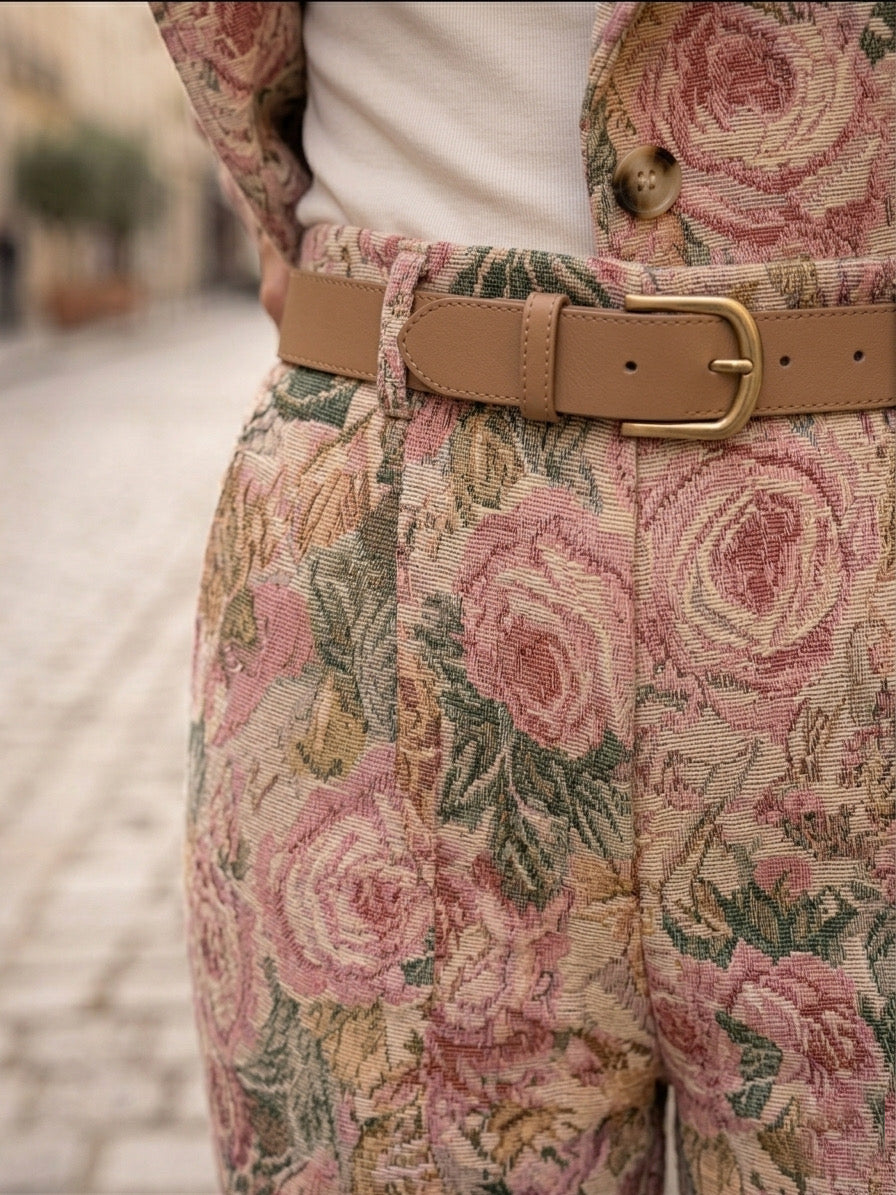Pantalón Jacquard Floral de Tiro Alto y Pernera Recta