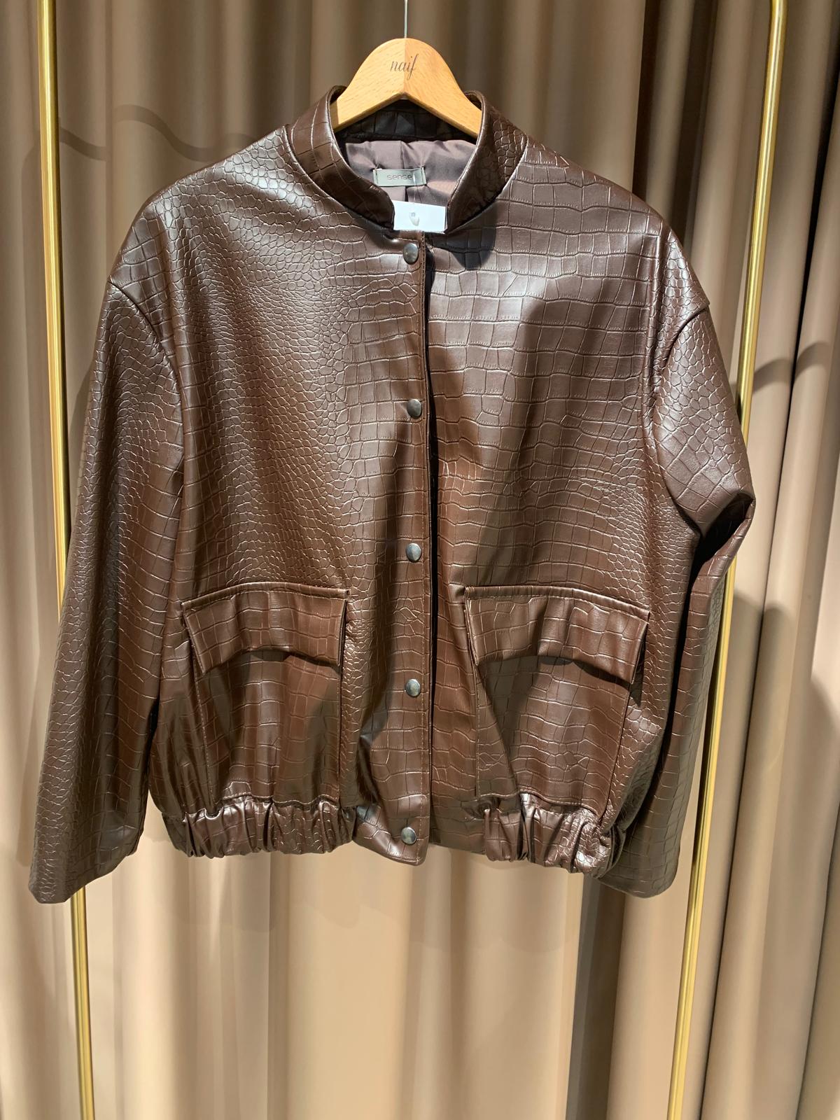 Bomber estampado