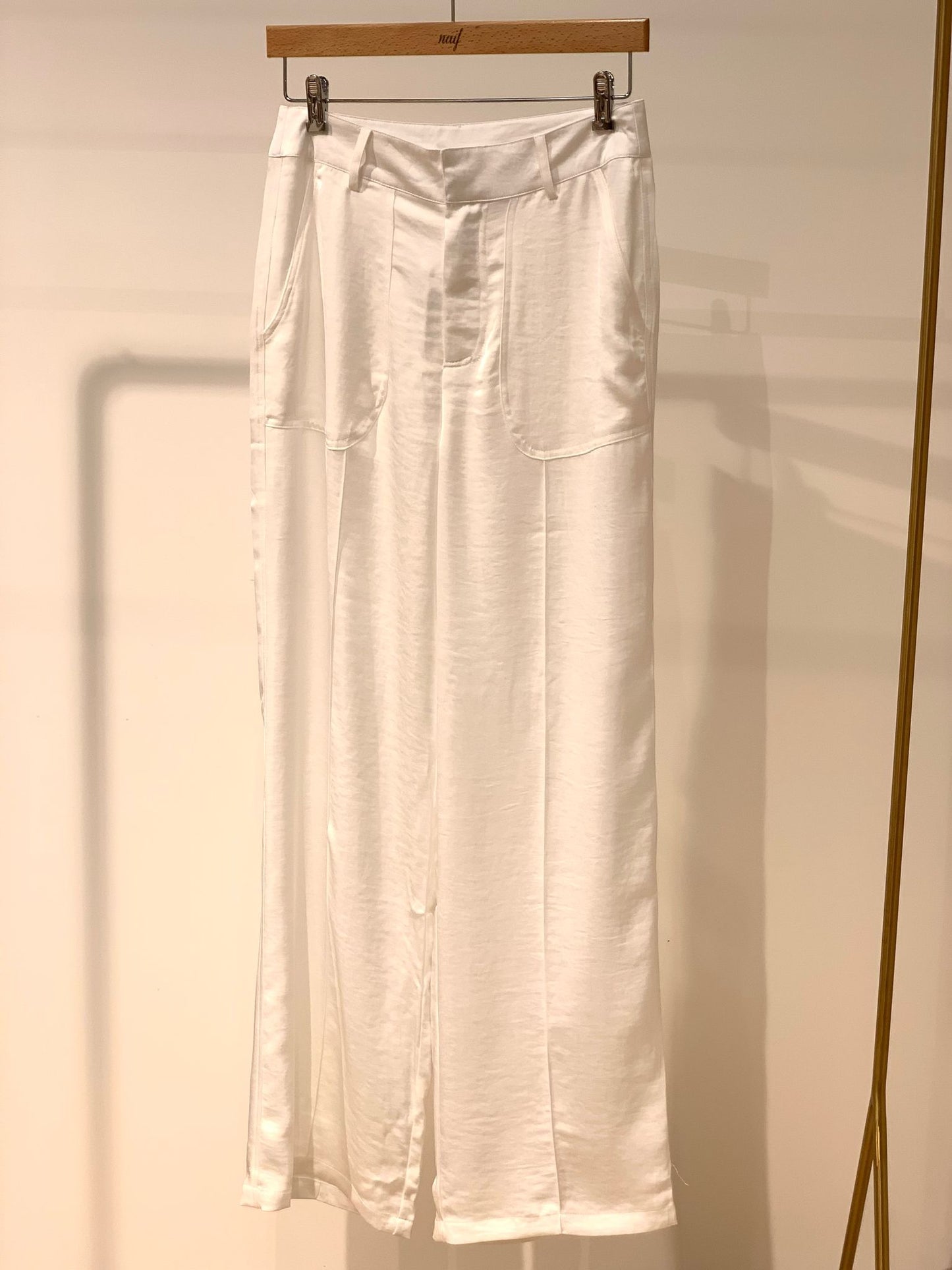 Pantalon satinado