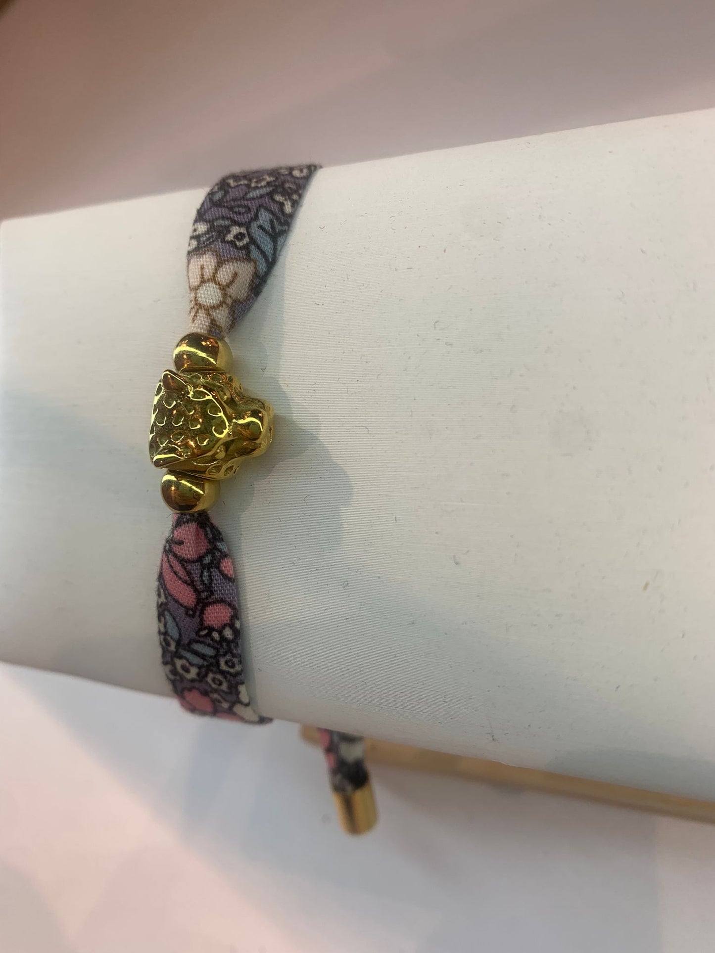 Pulsera de tela
