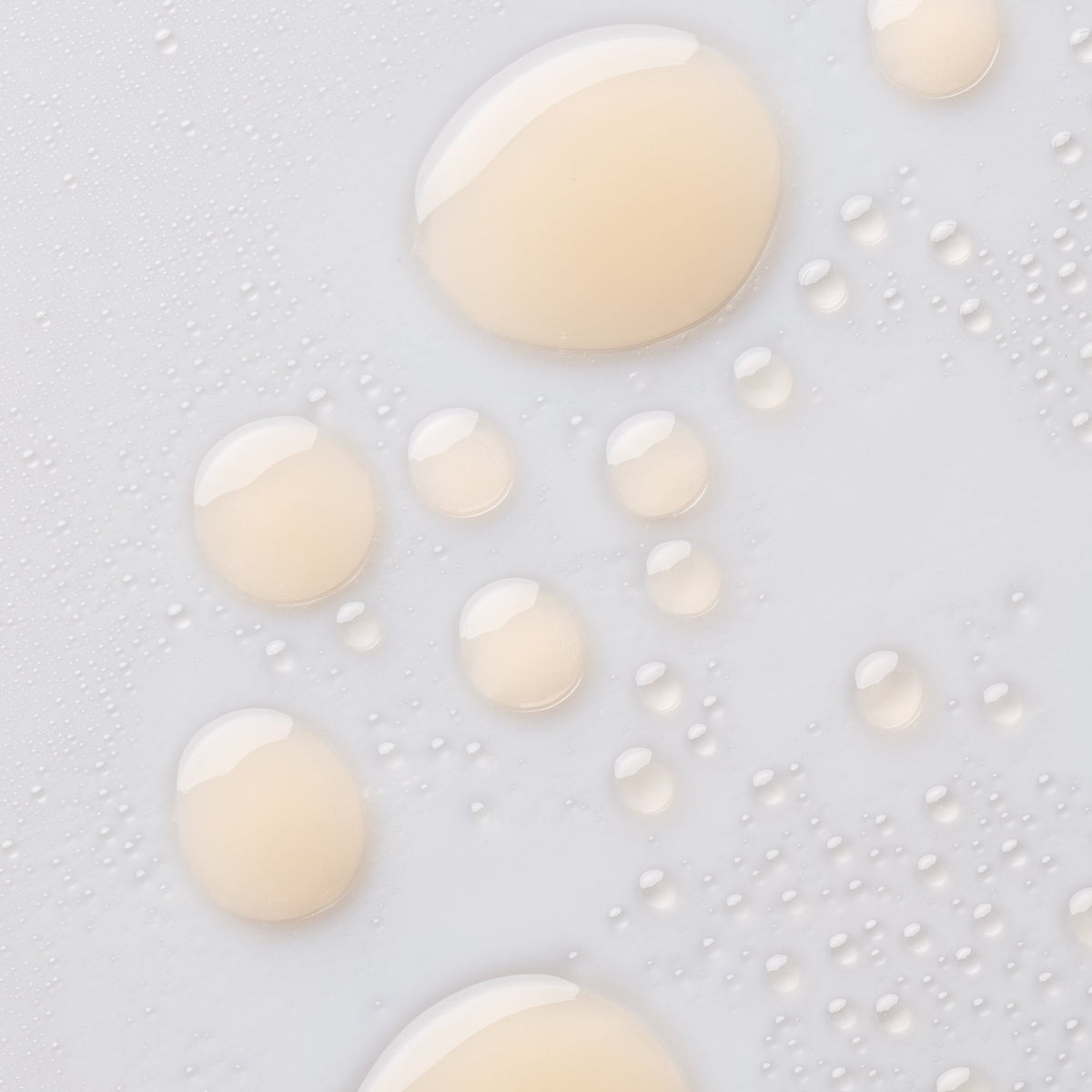 Comfort Zone Body Strategist Light Leg Spray texture