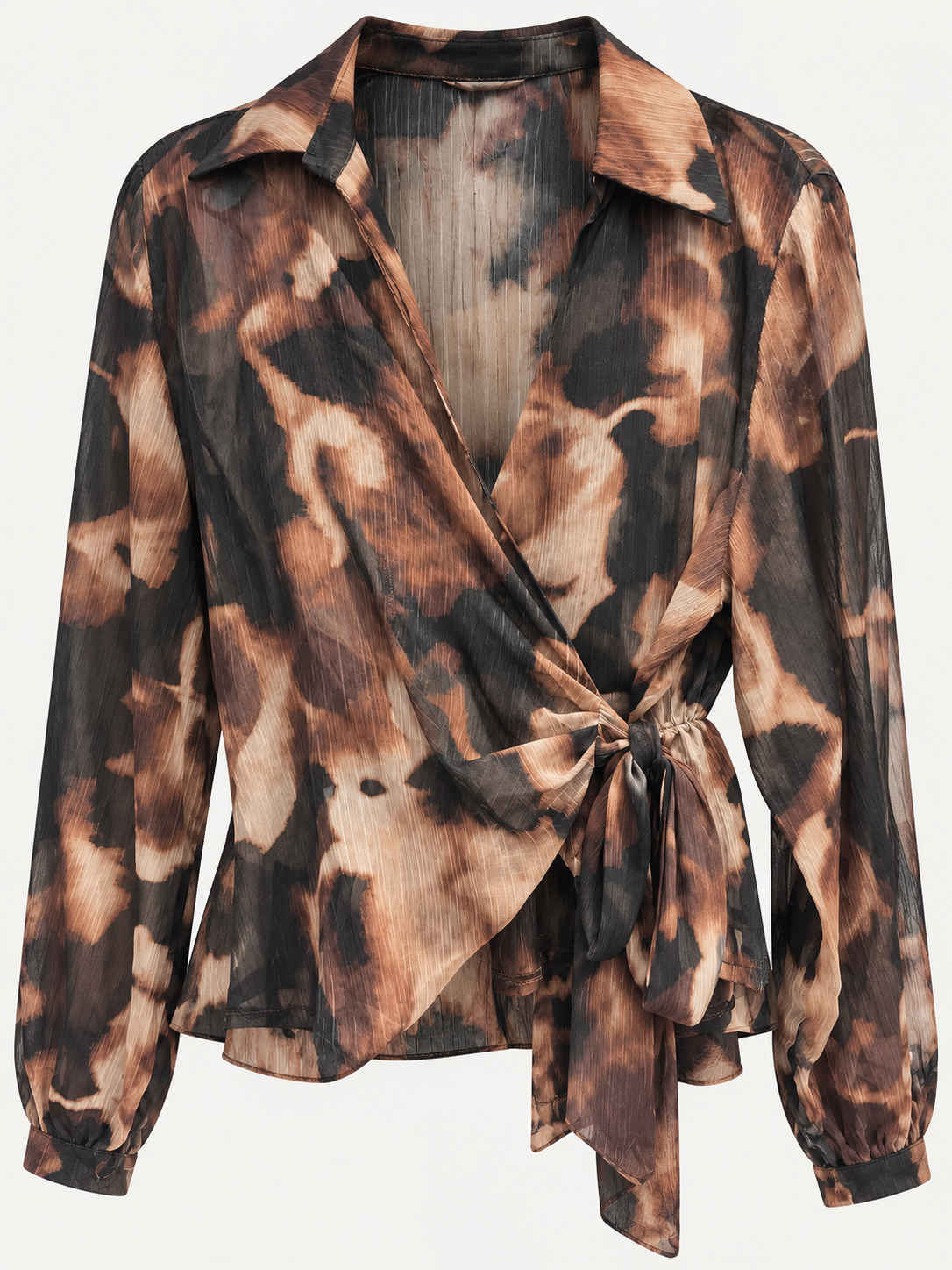 Detalle del estampado y lazada de la blusa