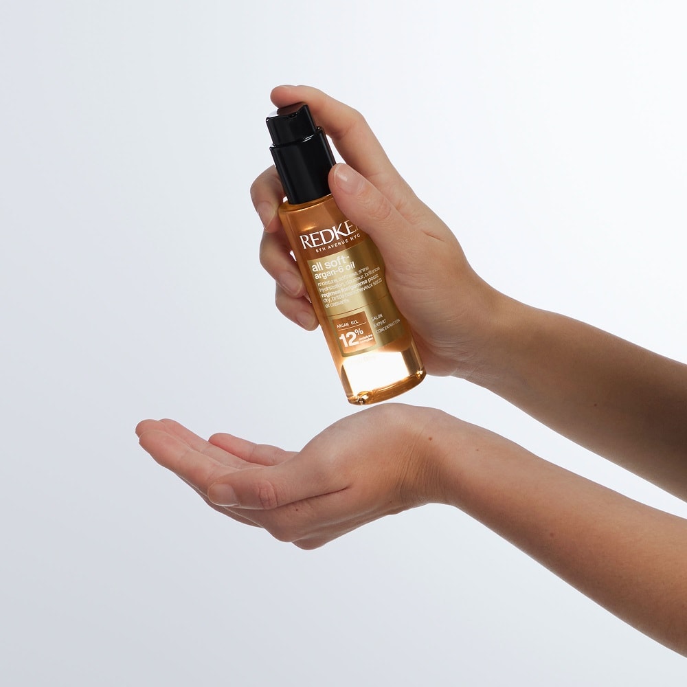 Redken All Soft Argan-6 Oil application